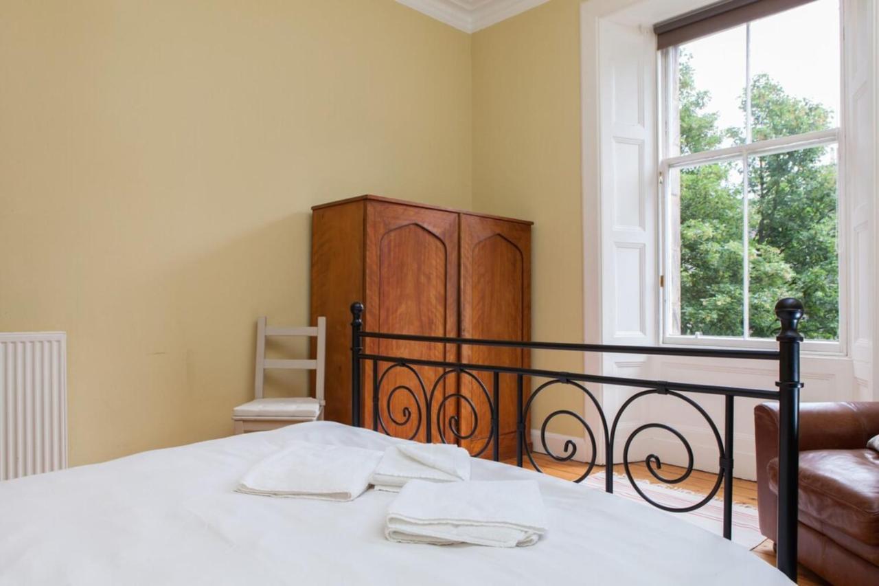 Amazing 4 Bedroom Apartment Just Off The Meadows Edinburgh Dış mekan fotoğraf